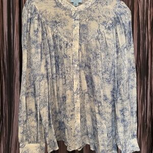 NWT. CeCe Blue and White Toile Button-Down Shirt